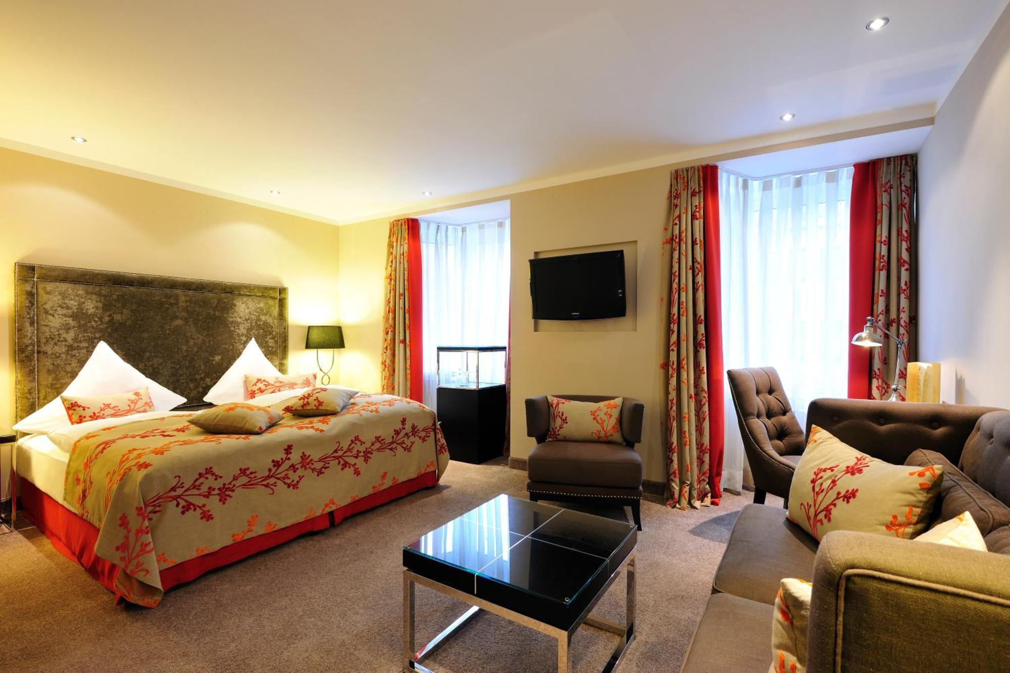 Kastens Hotel Luisenhof Хановер Екстериор снимка A suite at the Hotel de l'Europe