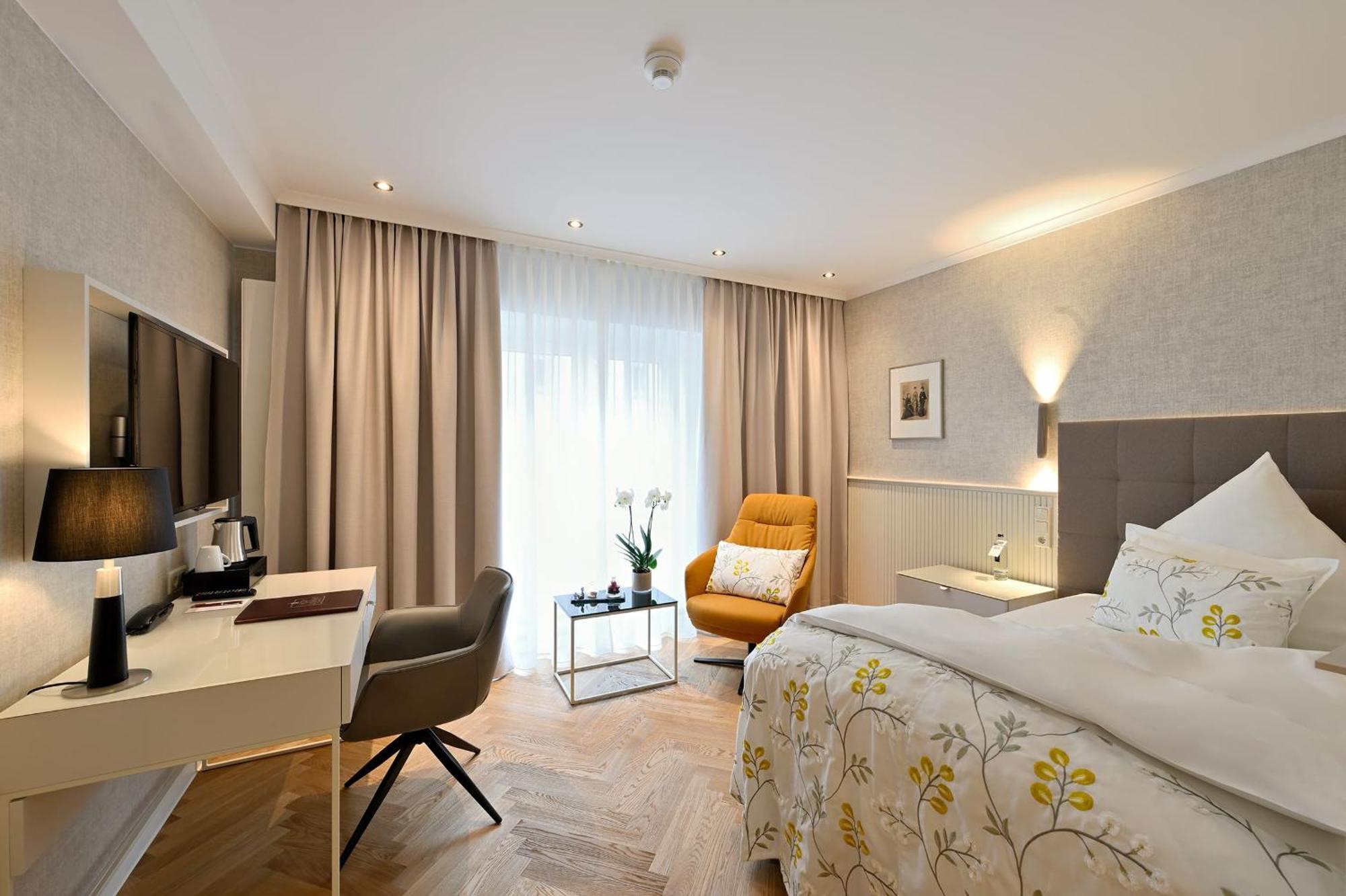 Kastens Hotel Luisenhof Хановер Екстериор снимка